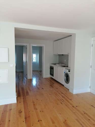 Duplex T4 Luminoso com Vista de rio na Graça, Lisboa