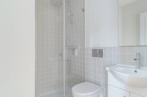 Duplex T4 Luminoso com Vista de rio na Graça, Lisboa