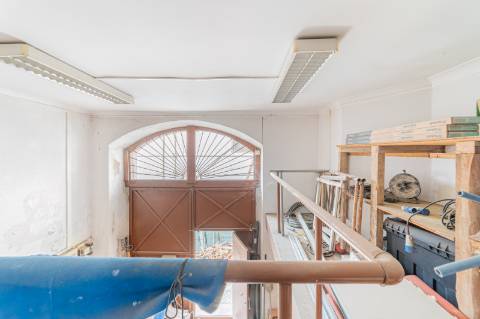 Espaço com potencial único para transformação em loft contemporâneo