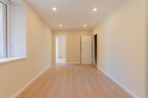 T1 Moderno no 1º Piso - Centro Histórico de Setúbal