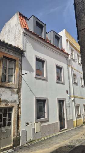 Prédio - Oportunidade de Reabilitação no Centro Histórico do Seixal- Vista Rio
