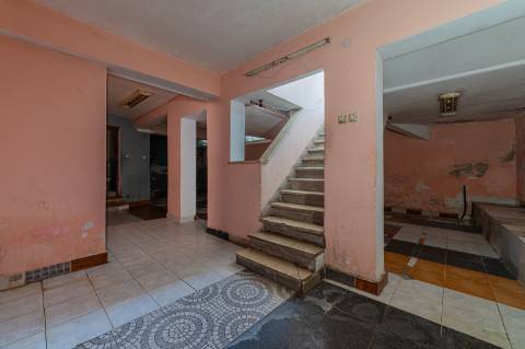 Oportunidade de Investimento a 5 minutos de Lisboa | Loja com 80m²