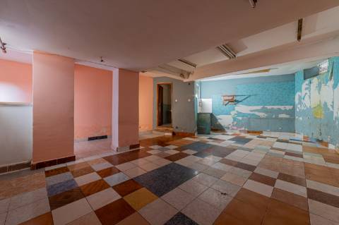 Oportunidade de Investimento a 5 minutos de Lisboa | Loja com 80m²