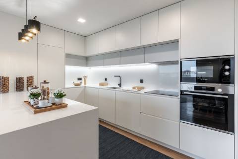 T4Duplex com varandas e terraço Sofisticação e Exclusividade em Aveiro