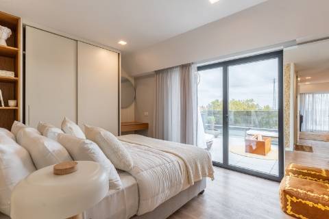 T4Duplex com varandas e terraço Sofisticação e Exclusividade em Aveiro