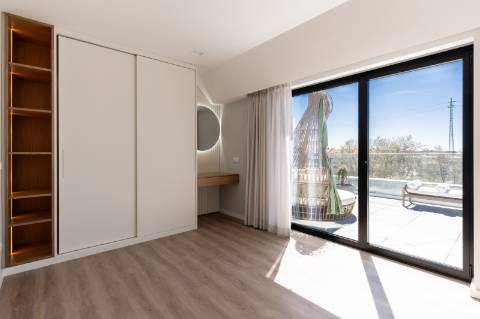 T4Duplex com varandas e terraço Sofisticação e Exclusividade em Aveiro