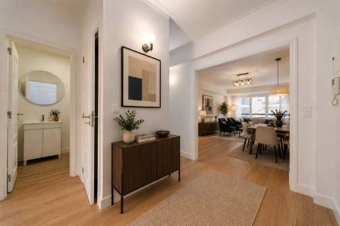 Apartamento T3 Estrada da Luz com parqueamento e arrecadação