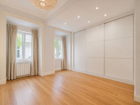 Apartamento T3 nas Avenidas Novas