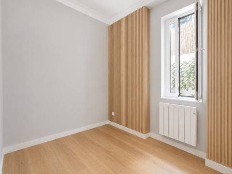 Apartamento T3 nas Avenidas Novas