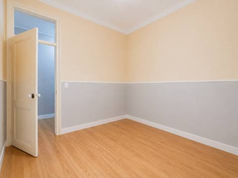 Apartamento T3 nas Avenidas Novas