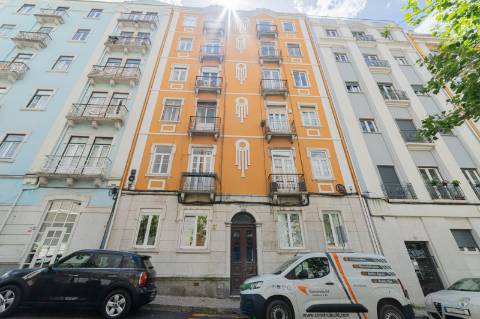Apartamento T3 nas Avenidas Novas