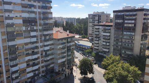 Apartamento T1 para arrendamento, no Lumiar, Lisboa.