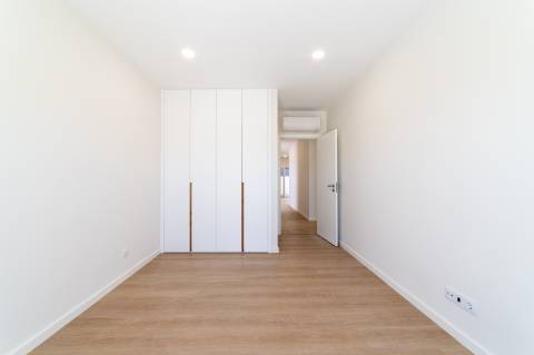 Moradia t4 Construção nova Design contemporâneo Oportunidade real