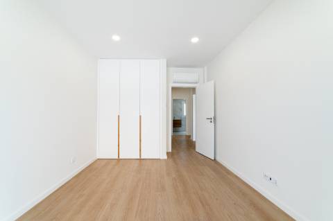 Moradia t4 Construção nova Design contemporâneo Oportunidade real
