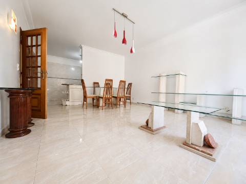 Apartamento T2 na Tapada das Mercês