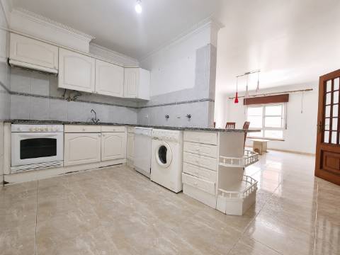 Apartamento T2 na Tapada das Mercês
