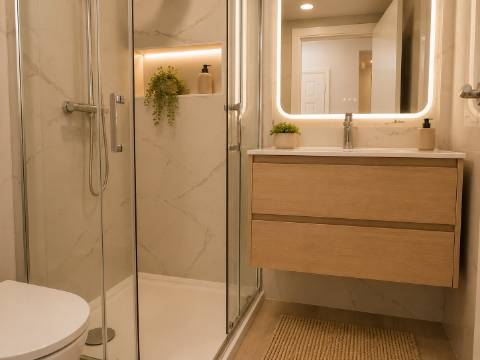 Apartamento T4 Totalmente Remodelado na Amora