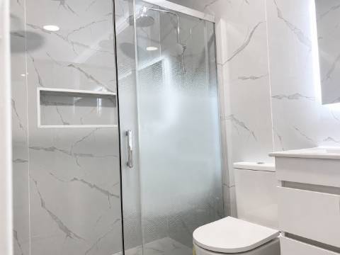 Apartamento T4 Totalmente Remodelado na Amora