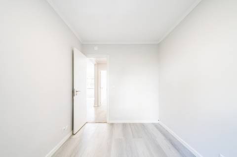 T2 Remodelado Em Benfica