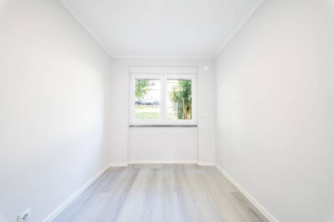 T2 Remodelado Em Benfica