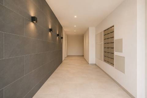 Apartamento T3 Contemporâneo com Duas Suítes e Excelente Exposição Solar