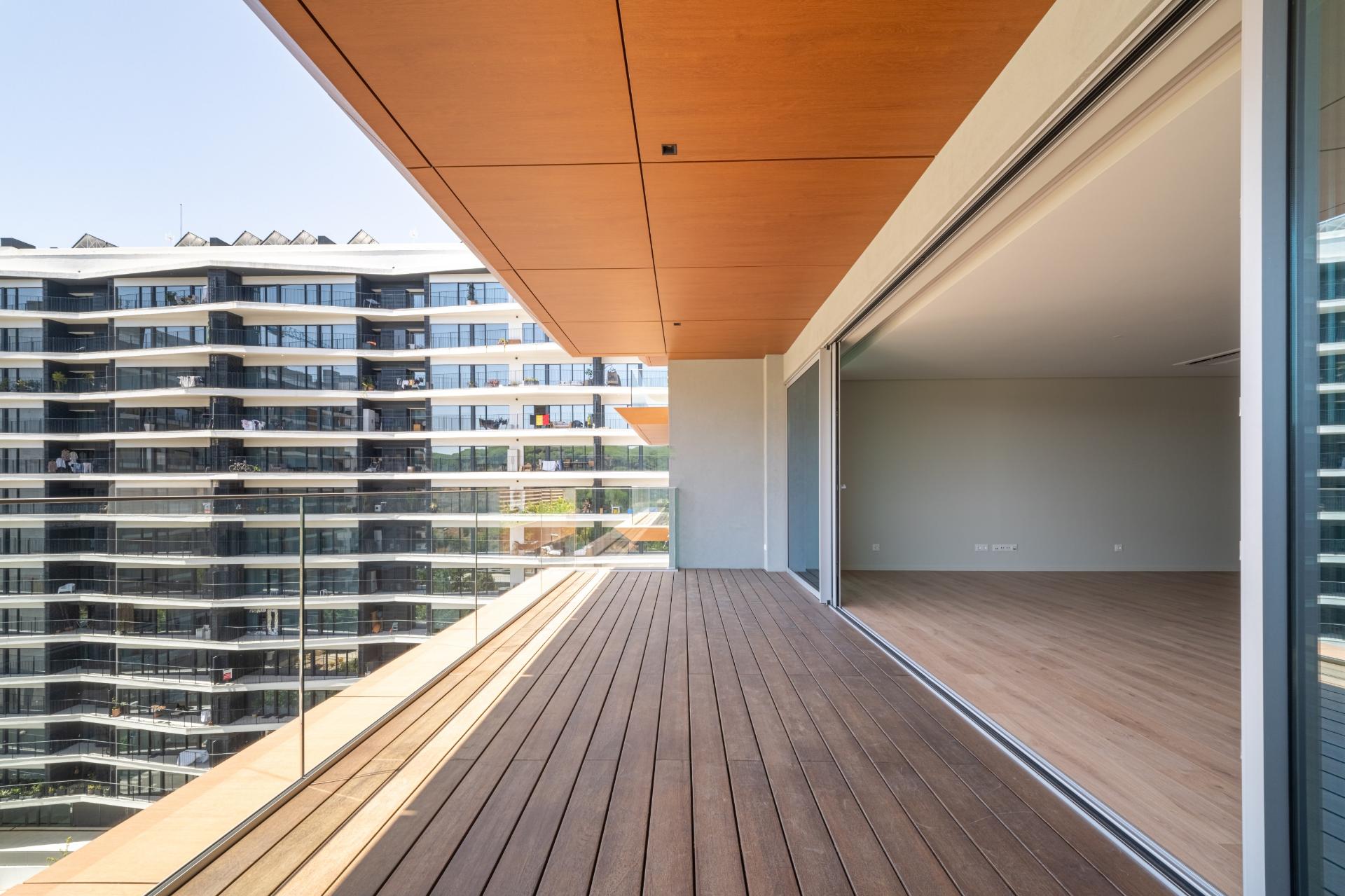 Apartamento T3 Novo no Exclusivo Condomínio MONVIEW- Miraflores
