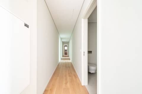 Apartamento T3 Novo no Exclusivo Condomínio MONVIEW- Miraflores
