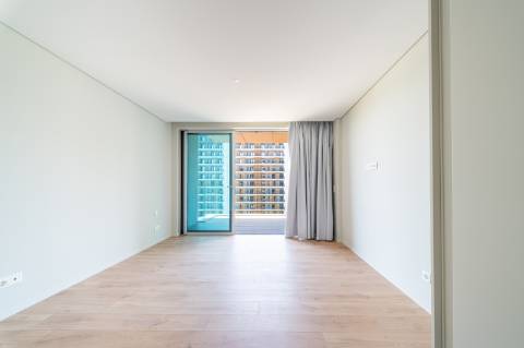 Apartamento T3 Novo no Exclusivo Condomínio MONVIEW- Miraflores
