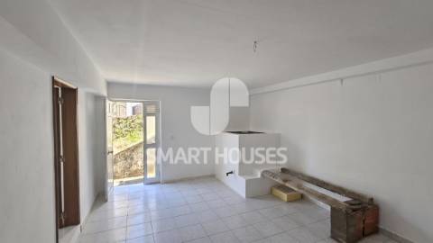 Moradia T4 no Soito da Ruiva (Pomares, Arganil)...