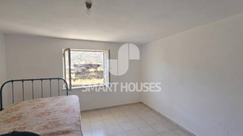 Moradia T4 no Soito da Ruiva (Pomares, Arganil)...