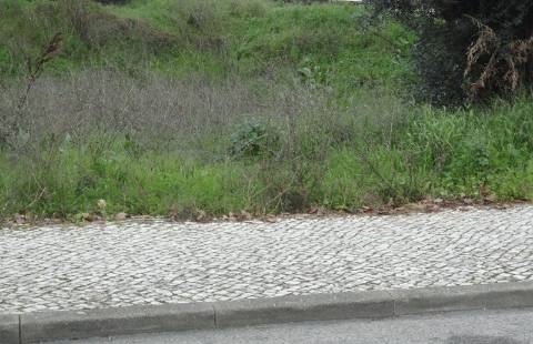 2 Lotes de terreno com 240 m2 para construção.