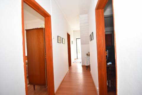 Moradia de 2 pisos