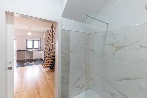 Moradia nova duplex