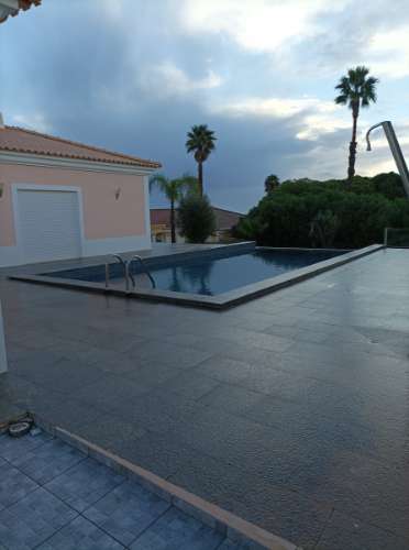 Fantástica Moradia com Piscina em Lagos