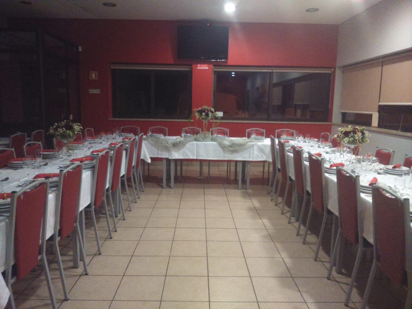 Trespasse Restaurante na Palhaça/Oliveira do Bairro