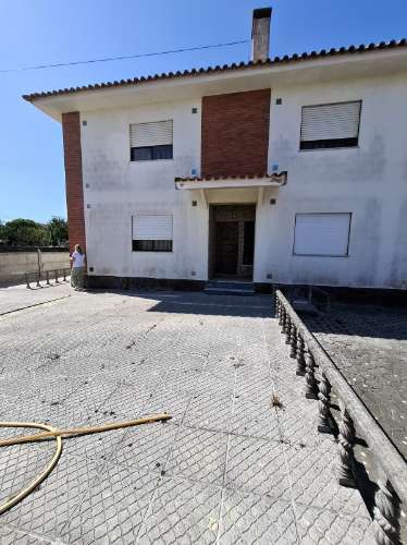 Moradia T3 Isolada na Costa do Valado
