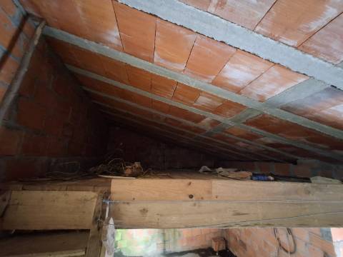 Casa de Campo T2 Independente em Vale de Cambra
