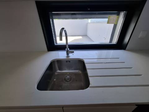 Apartamento T3 com Terraço no R/Chão em Esgueira, Aveiro