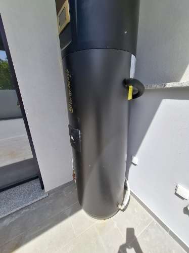 Apartamento T3 com Terraço no R/Chão em Esgueira, Aveiro