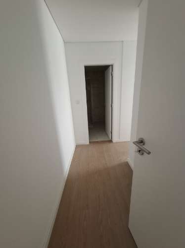 Apartamento T3 com Terraço no R/Chão em Esgueira, Aveiro