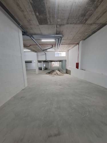 Apartamento T2 com Terraço no R/Chão em Esgueira, Aveiro