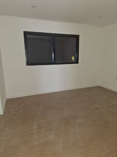 Apartamento T2 + Terraço no R/Chão em Esgueira, Aveiro