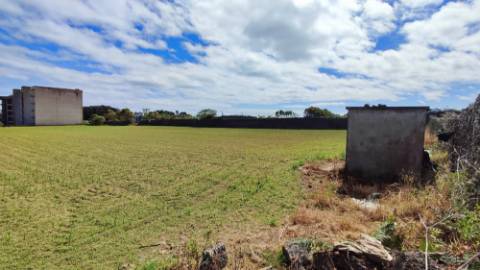 VENDA conjunta de 5 TERRENOS com potencial para construção em Ponta Delgada, Ilha de São Miguel, Açores