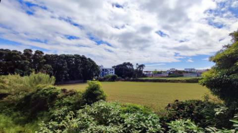 VENDA conjunta de 5 TERRENOS com potencial para construção em Ponta Delgada, Ilha de São Miguel, Açores