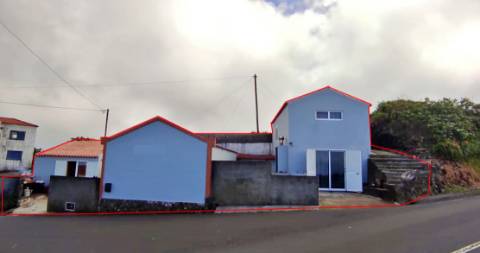 VENDA de MORADIA + Apartamento com vista mar - Cedros, Santa Cruz das Flores, Ilha das Flores, Açores