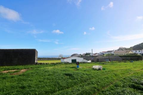 VENDA de AMPLO TERRENO com potencial para Construção - Fajã de Cima, Ponta Delgada, Ilha de São Miguel, Açores
