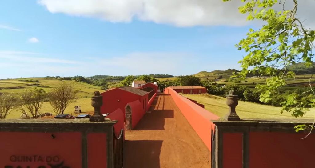 VENDA de SOLAR com empreendimento turístico rural (Casas de Campo) - Almagreira, Vila do Porto, Ilha de Santa Maria, Açores