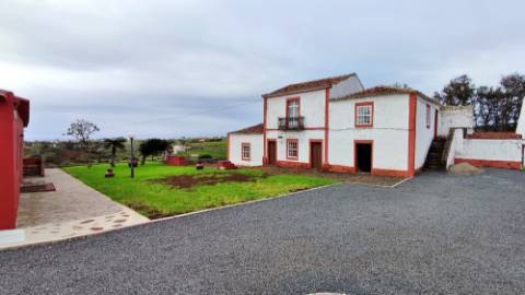 VENDA de SOLAR com empreendimento turístico rural (Casas de Campo) - Almagreira, Vila do Porto, Ilha de Santa Maria, Açores