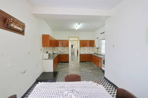 VENDA de VIVENDA - MORADIA com garagem, jardim e quintal - Santa Bárbara, Ribeira Grande, Ilha de São Miguel, Açores