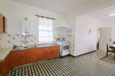 VENDA de VIVENDA - MORADIA com garagem, jardim e quintal - Santa Bárbara, Ribeira Grande, Ilha de São Miguel, Açores